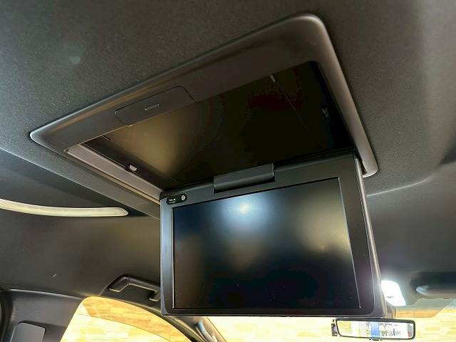 トヨタ アルファードの画像9