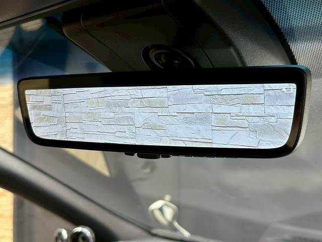 トヨタ アルファードの画像10