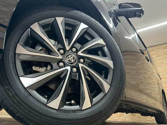 トヨタ ヴォクシーハイブリッドの画像19