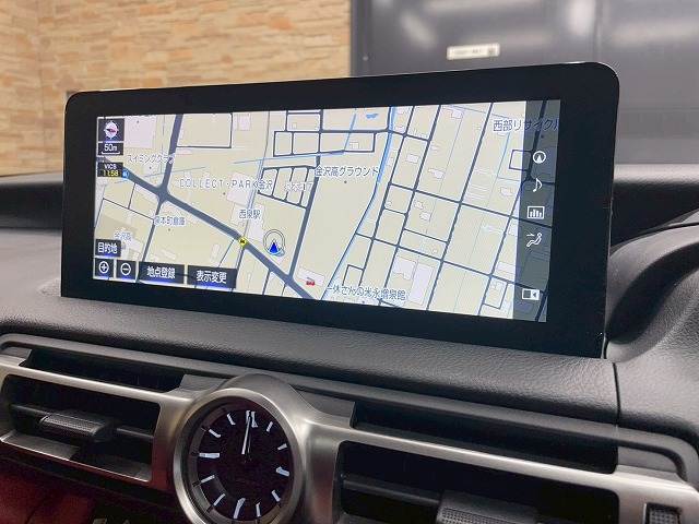 ISIS300 “F SPORT” 内装他