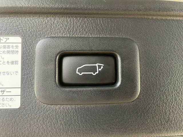 トヨタ ヴェルファイアハイブリッドの画像8