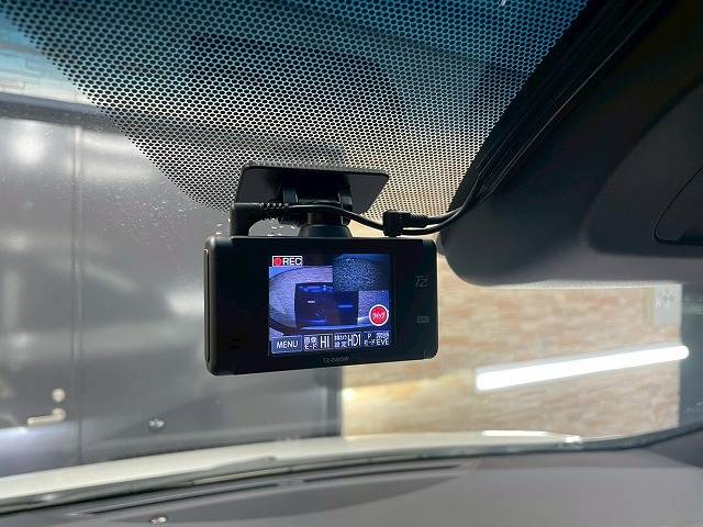 トヨタ ヴェルファイアハイブリッドの画像12