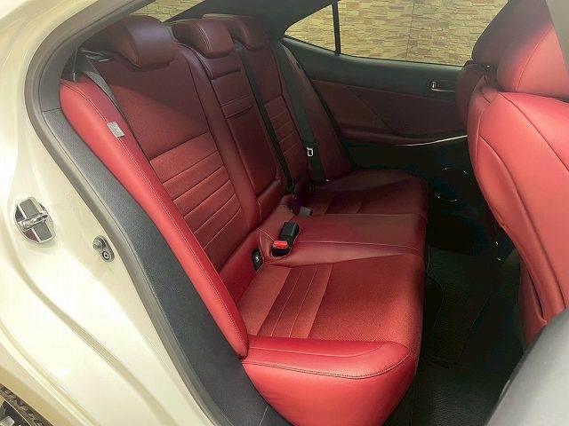 ISIS350 “F SPORT” 内装他