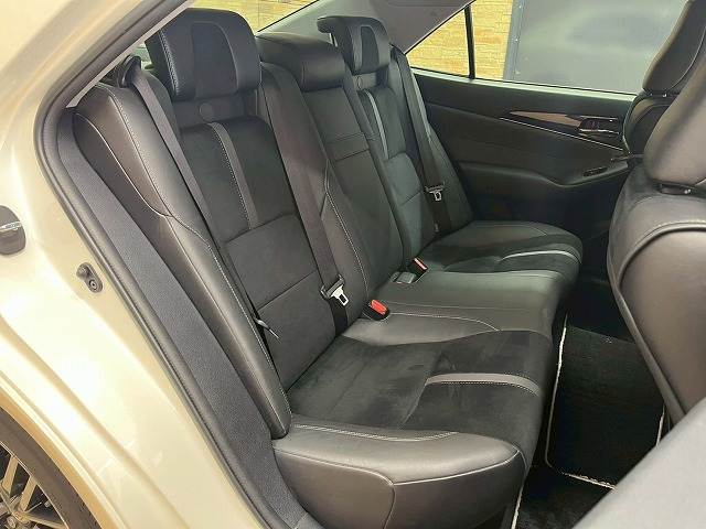 クラウンアスリートアスリートS-T “J-FRONTIRE Limited” 内装他