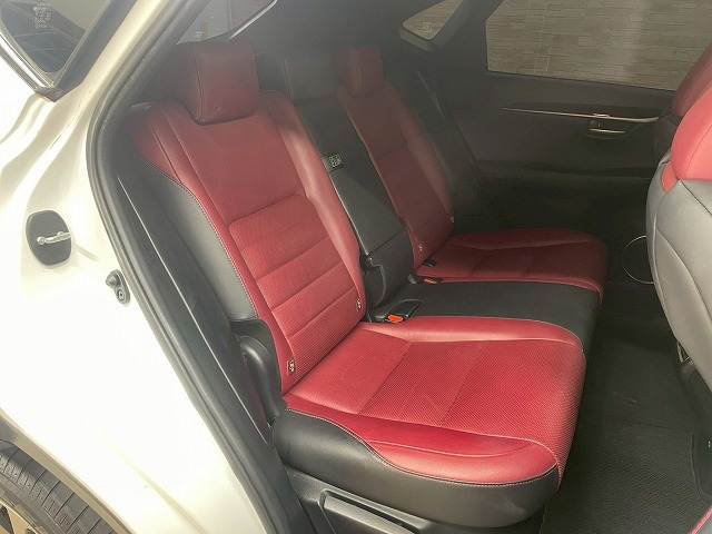 NXNX300h “F SPORT” 内装他