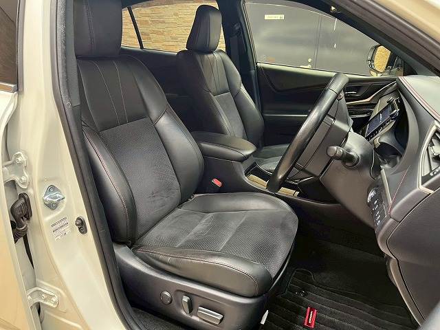 ハリアーPREMIUM 内装他