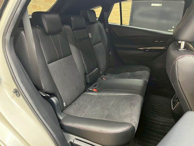 ハリアーPREMIUM 内装他