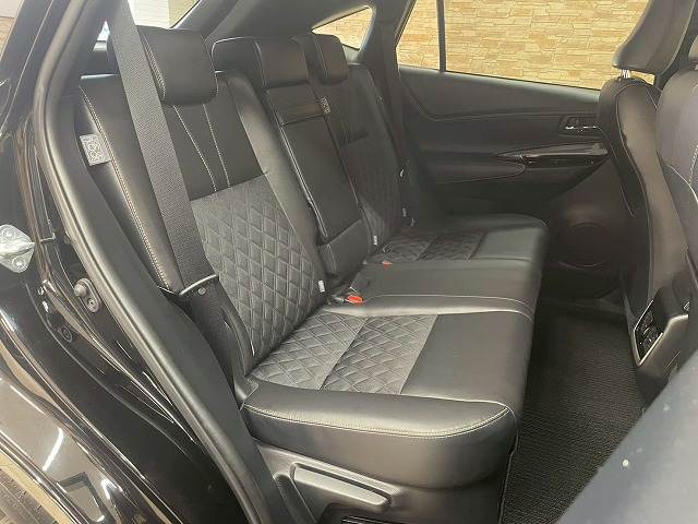 ハリアーPREMIUM 内装他