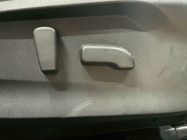 スバル フォレスターの画像12