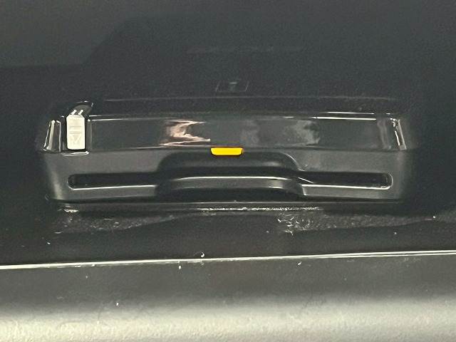 三菱 エクリプスクロスPHEVの画像12