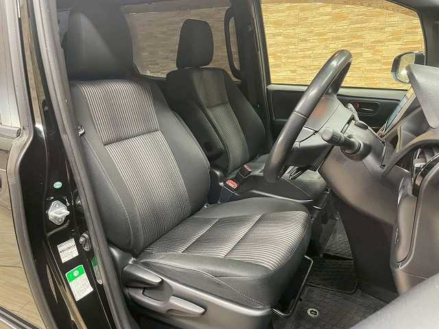 ヴォクシーZS 内装他