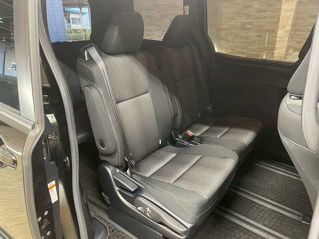 ヴォクシーZS 内装他