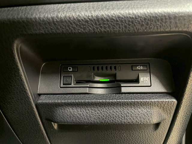 トヨタ ヴォクシーの画像12