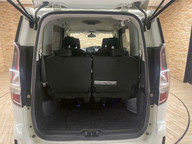 日産 セレナの画像13