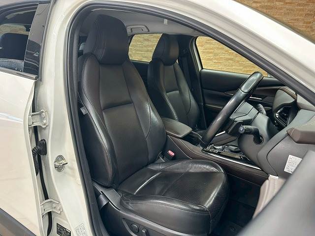 CX-30XD L Package 内装他