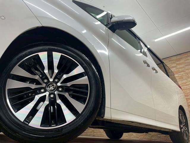 トヨタ アルファードの画像19