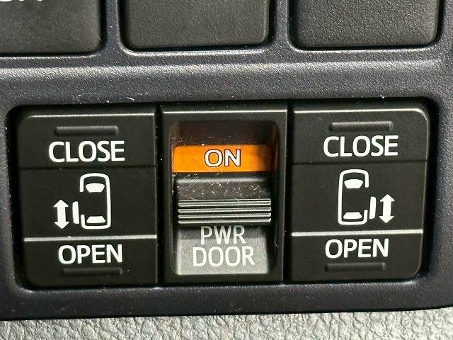 トヨタ ノアの画像8