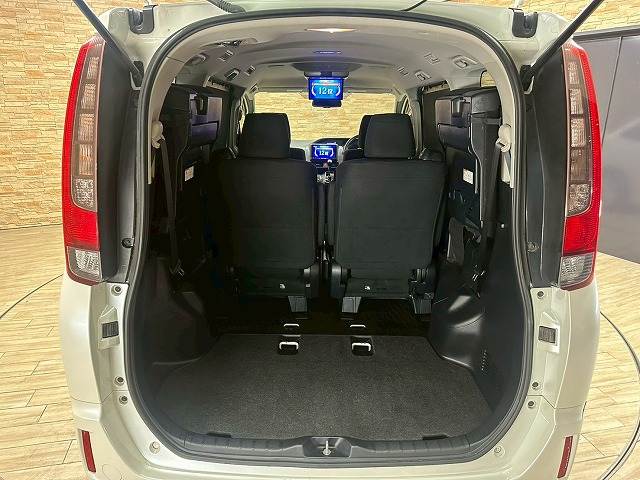 トヨタ ノアの画像13