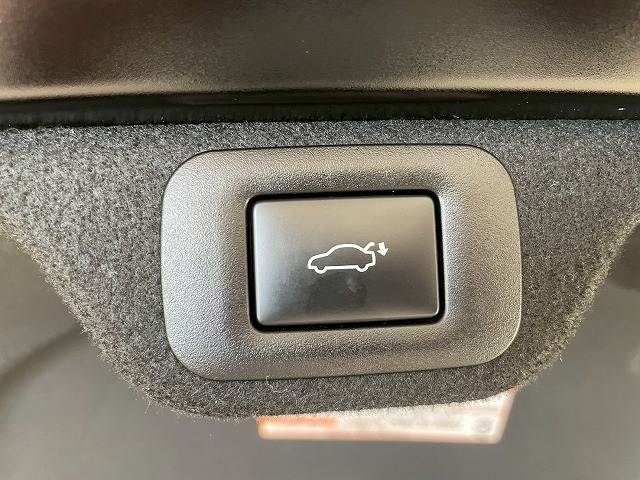 トヨタ クラウンクロスオーバーの画像9