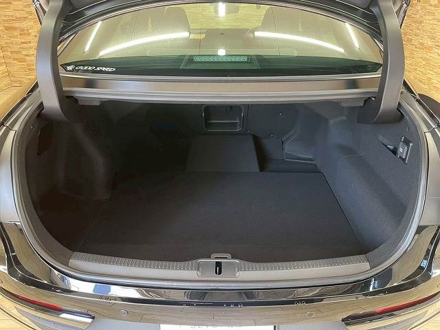 トヨタ クラウンクロスオーバーの画像13