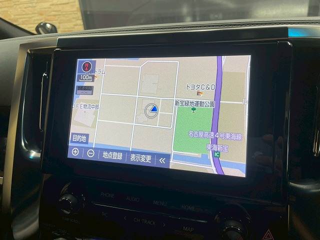 ヴェルファイアZ“GOLDEN EYES” 内装他