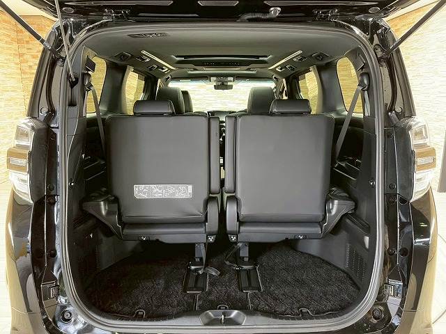 トヨタ ヴェルファイアの画像13