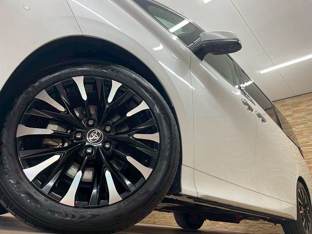 トヨタ アルファードハイブリッドの画像19