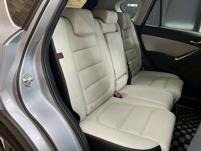 CX-5XD L Package 内装他