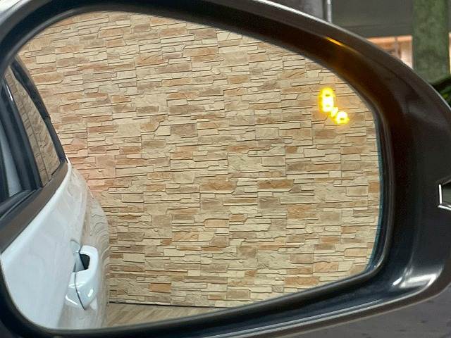 ホンダ ヴェゼルハイブリッドの画像8