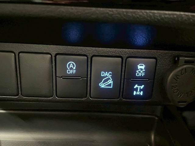 トヨタ ハイラックスの画像8