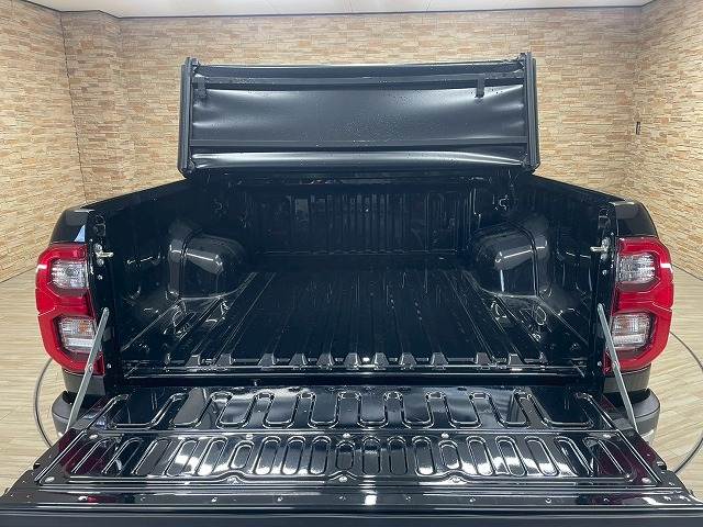 トヨタ ハイラックスの画像13