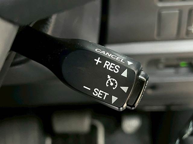 トヨタ ノアハイブリッドの画像7