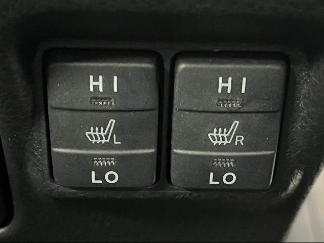 トヨタ ノアハイブリッドの画像10