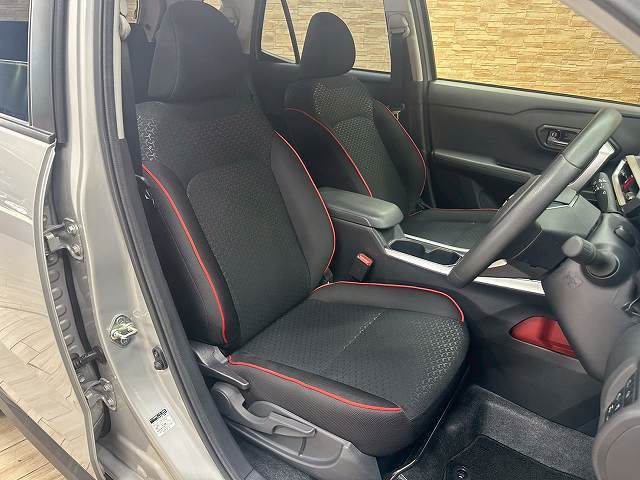 ライズハイブリッド Z 内装他