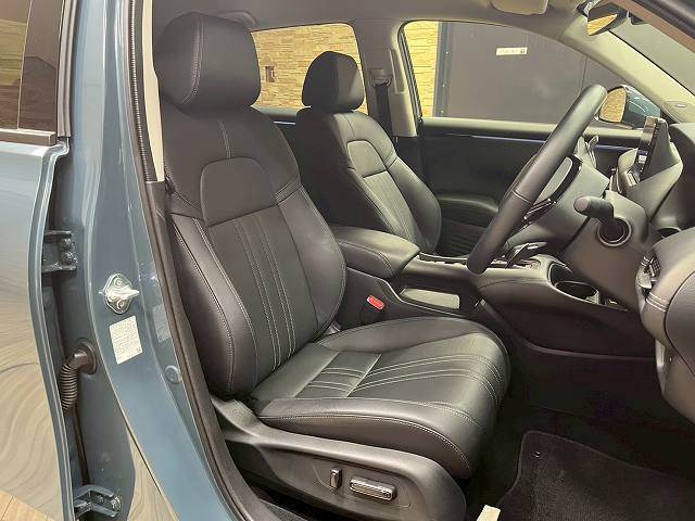 ZR-Ve:HEV Z 内装他