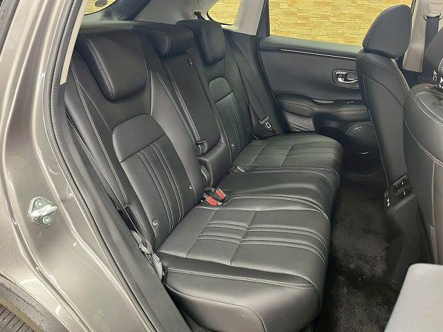 ZR-Ve:HEV Z 内装他