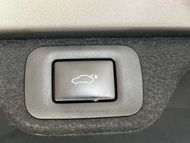 トヨタ クラウンクロスオーバーの画像9