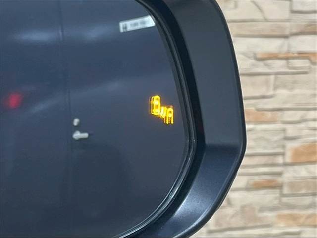 トヨタ アルファードハイブリッドの画像8