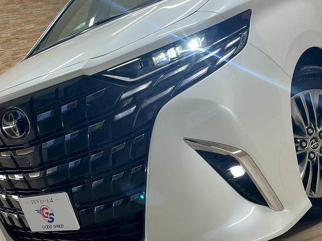 トヨタ アルファードハイブリッドの画像20