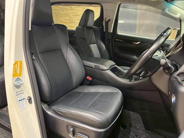 アルファードハイブリッドSR“C パッケージ” 内装他