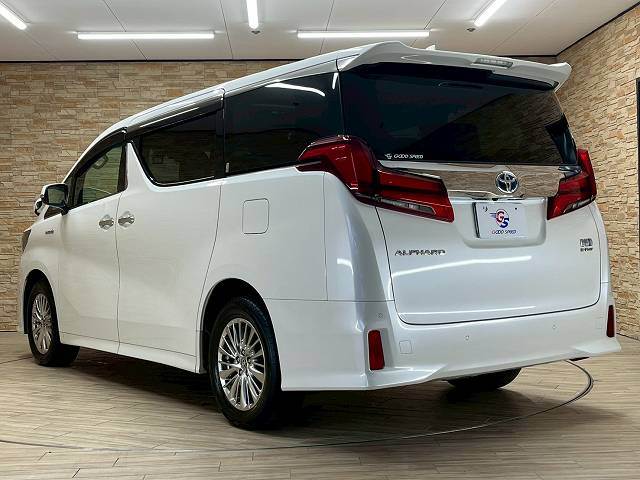 トヨタ アルファードハイブリッドの画像17