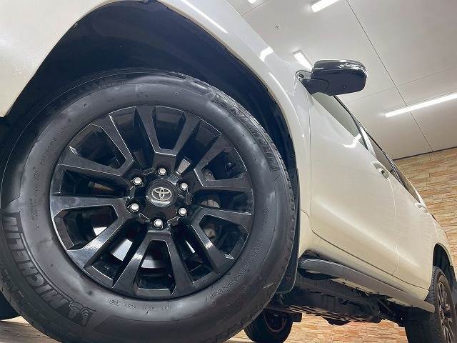 トヨタ ランドクルーザープラドの画像19