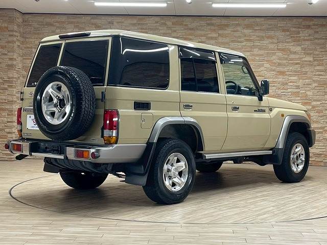 トヨタ ランドクルーザー70系の画像16