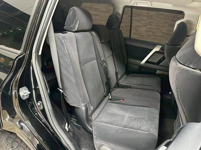 ランドクルーザープラドTX 内装他