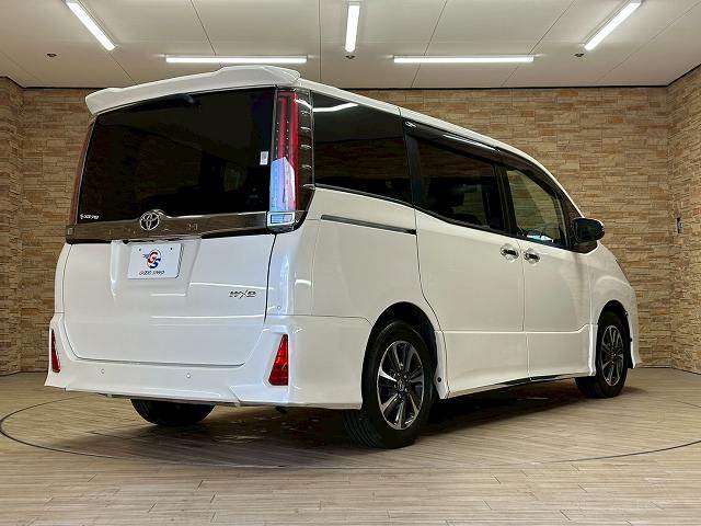 トヨタ ノアの画像16