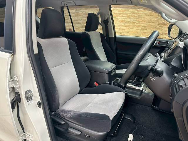 ランドクルーザープラドTX Argento Cross 内装他