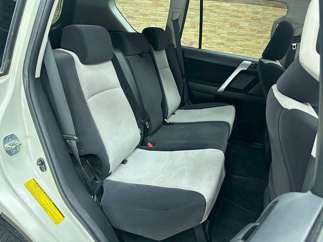 ランドクルーザープラドTX Argento Cross 内装他