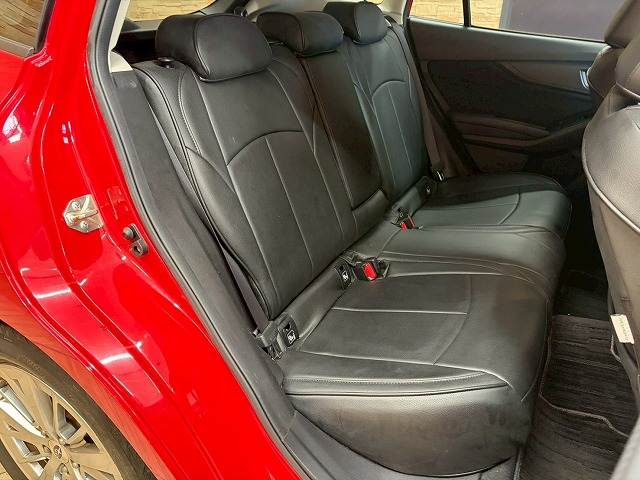 インプレッサスポーツ1.6i-L EyeSight 内装他