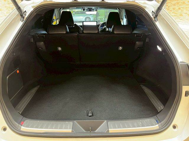 トヨタ ハリアーハイブリッドの画像13