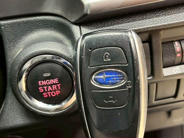 スバル インプレッサスポーツの画像8